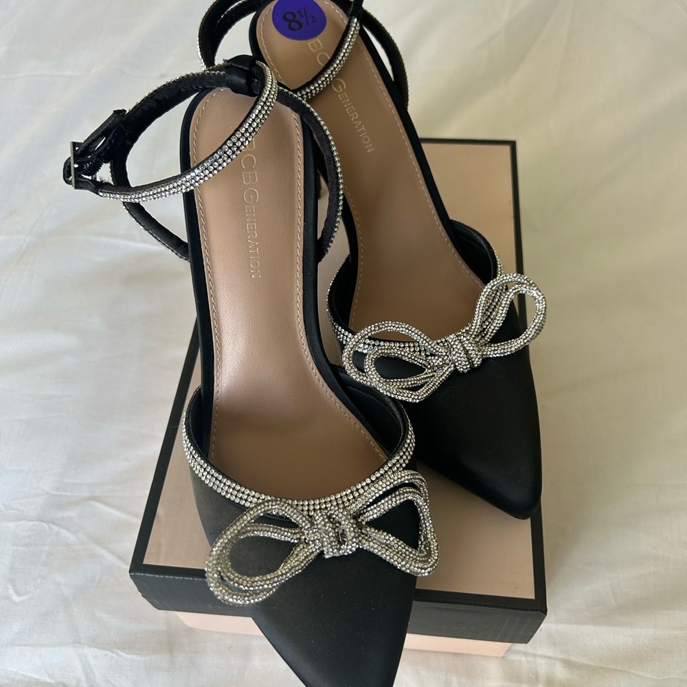 BCBGeneration Black and Silver Bow Heels